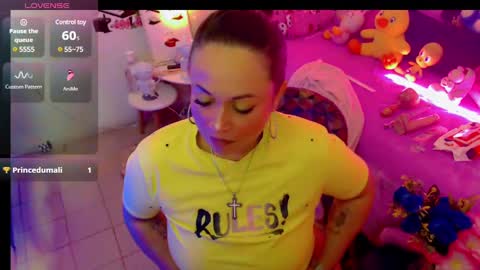 Snapshot of sweett_martina chatting on 01-06-25, 04:47 martina online show from 01-06-25, 04:47