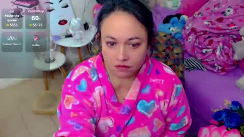 Snapshot of sweett_martina chatting on 01-17-25, 09:17 martina online show from 01-17-25, 09:17