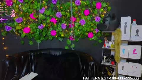 Molly -  INDEPENDENT MODEL online show from 04-15-26, 12:06