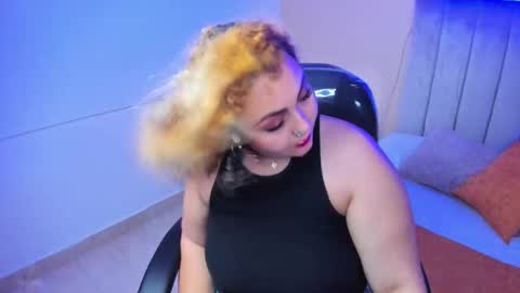 sweett rose   online show from 01-13-26, 05:46