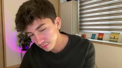 Andy  online show from 10-08-25, 06:49