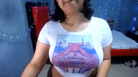 Me llamo Tara  online show from 11-21-25, 11:09