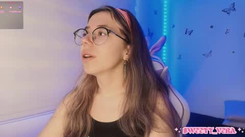 Veronica Independent Model online show from 10-13-25, 11:43