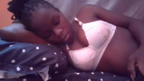 sweetvallerie online show from 03-25-26, 09:37