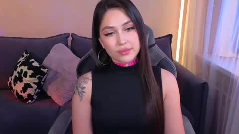 Snapshot of sweety_caroline_ chatting on 06-07-26, 04:00 Sweety Caroline I lost my TG write to me here online show from 06-07-26, 04:00