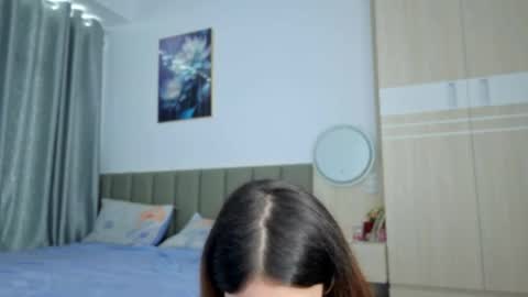 Vikky online show from 05-30-26, 12:08