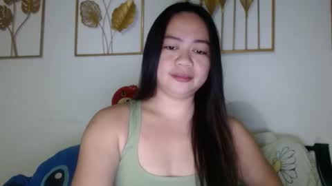 Snapshot of sweetyasian_ chatting on 09-29-25, 02:00 stacey online show from 09-29-25, 02:00