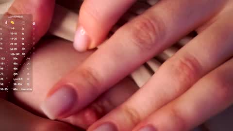 Astrid online show from 03-08-26, 02:04