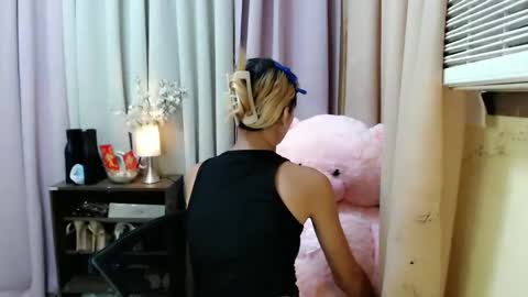 Megan online show from 12-28-24, 05:12