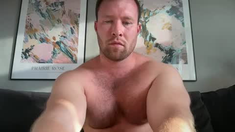 Snapshot of swekingxx chatting on 06-28-26, 06:25 swekingxx online show from 06-28-26, 06:25