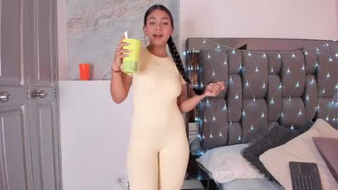 Your dream online show from 04-23-26, 05:04