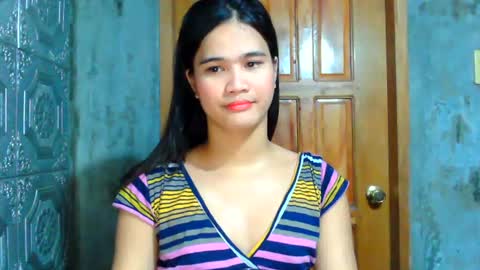 Rhea online show from 06-24-26, 06:34