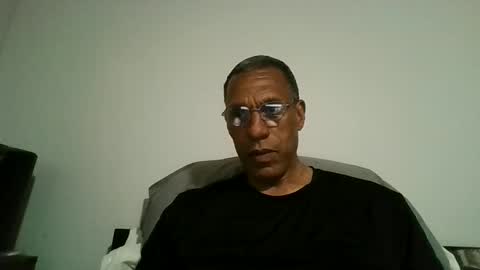 swimmerbod2495 online show from 06-06-26, 01:00