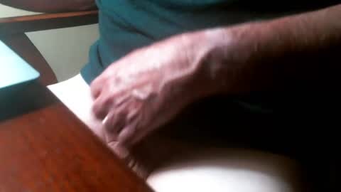 Snapshot of swizzle__stick chatting on 05-08-26, 09:58 will jeffers online show from 05-08-26, 09:58