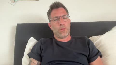 Luca and Kira online show from 05-03-26, 10:32