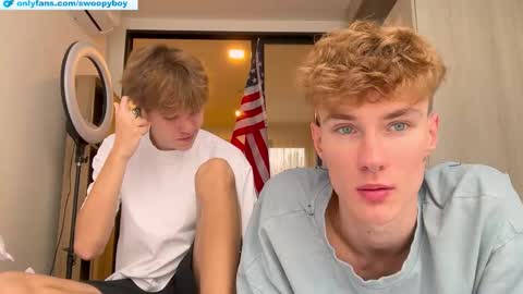 Snapshot of swoopyboy chatting on 09-29-25, 09:25 swoopyboy online show from 09-29-25, 09:25