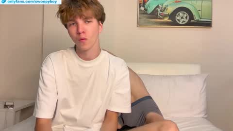 Snapshot of swoopyboy chatting on 10-11-25, 12:04 swoopyboy online show from 10-11-25, 12:04