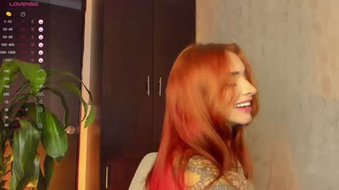 Snapshot of swt_blonde chatting on 01-07-25, 11:14 Ambar online show from 01-07-25, 11:14