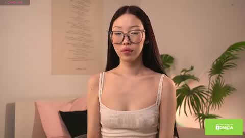 Snapshot of swtty_meivi chatting on 06-18-26, 09:36 MEI online show from 06-18-26, 09:36