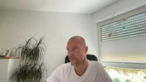 sx1904 online show from 08-05-26, 07:44