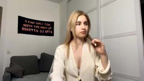 Mona online show from 01-14-26, 05:07