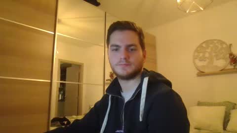 Snapshot of syl092 chatting on 12-16-24, 04:16 syl092 online show from 12-16-24, 04:16