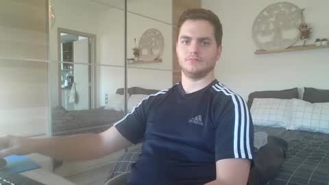 Snapshot of syl092 chatting on 02-01-25, 02:56 syl092 online show from 02-01-25, 02:56