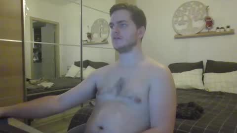 Snapshot of syl092 chatting on 02-07-25, 09:37 syl092 online show from 02-07-25, 09:37