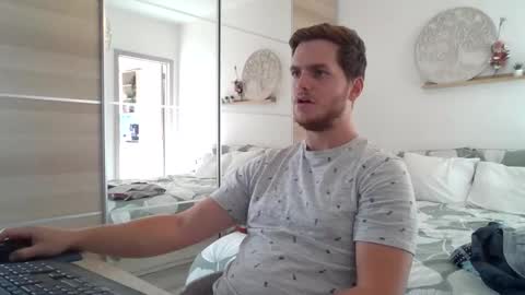 Snapshot of syl092 chatting on 09-11-25, 03:56 syl092 online show from 09-11-25, 03:56