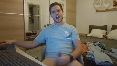 Snapshot of syl092 chatting on 11-04-25, 05:23 syl092 online show from 11-04-25, 05:23