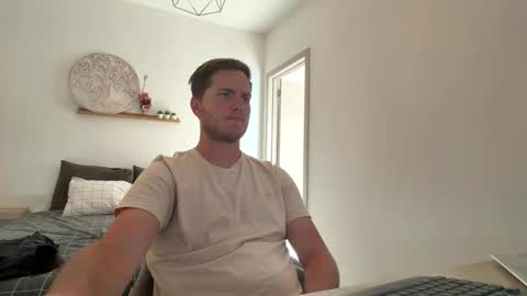 Snapshot of syl092 chatting on 05-11-26, 04:15 syl092 online show from 05-11-26, 04:15