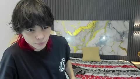 sylasfrost online show from 12-19-25, 07:54