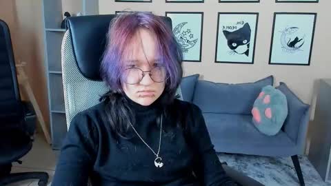 syllviareed online show from 01-10-26, 10:06