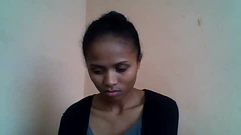 Snapshot of sylvaniah01 chatting on 06-16-26, 09:34 sylvaniah01 online show from 06-16-26, 09:34