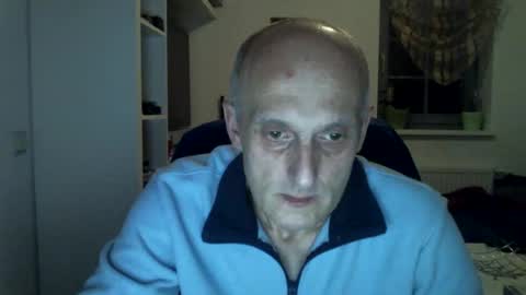 sylverstart92 online show from 01-05-25, 07:49