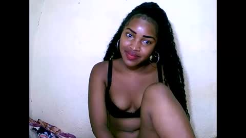 sylviasexy27 online show from 01-03-25, 02:40