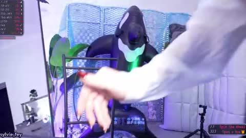 Sylvie online show from 06-21-26, 12:46