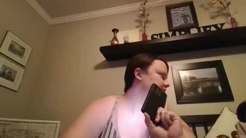 Snapshot of sylviexxxfun chatting on 04-02-26, 01:14 sylviexxxfun online show from 04-02-26, 01:14