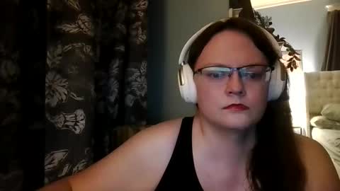 Snapshot of sylviexxxfun chatting on 06-09-26, 03:40 sylviexxxfun online show from 06-09-26, 03:40