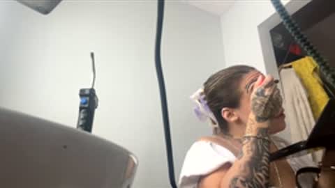 synnful272099 online show from 12-02-25, 02:56