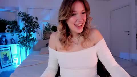 Ellie online show from 11-09-25, 07:28