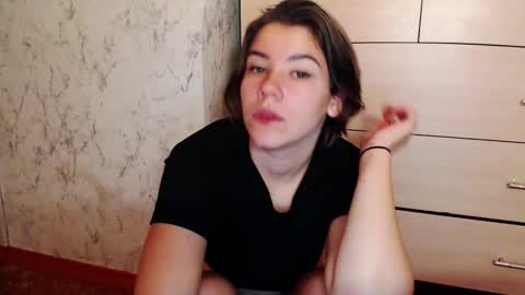 SyrenDixon online show from 10-21-25, 07:14