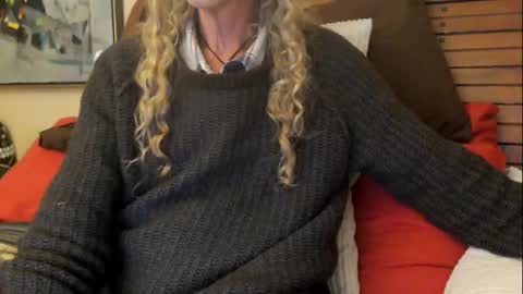 Snapshot of sysyphusss chatting on 12-26-24, 02:12 sysyphusss online show from 12-26-24, 02:12