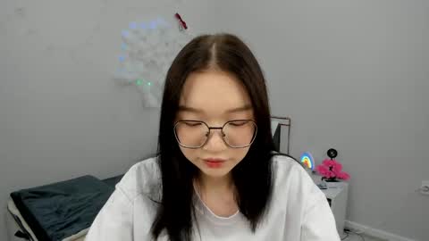 Snapshot of syuri_sun chatting on 06-08-26, 02:28 Yuki online show from 06-08-26, 02:28