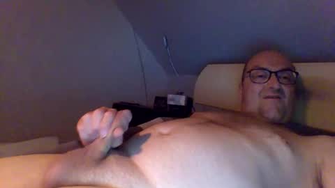 t0815 online show from 04-10-26, 07:18