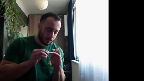 Snapshot of t_huracane chatting on 01-22-25, 06:10 Huracane online show from 01-22-25, 06:10