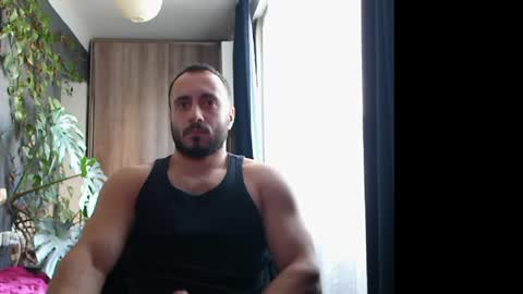 Snapshot of t_huracane chatting on 01-28-25, 01:16 Huracane online show from 01-28-25, 01:16