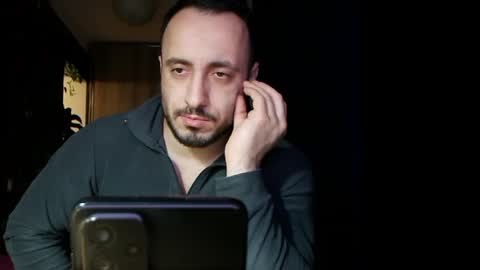Snapshot of t_huracane chatting on 02-02-25, 04:54 Huracane online show from 02-02-25, 04:54