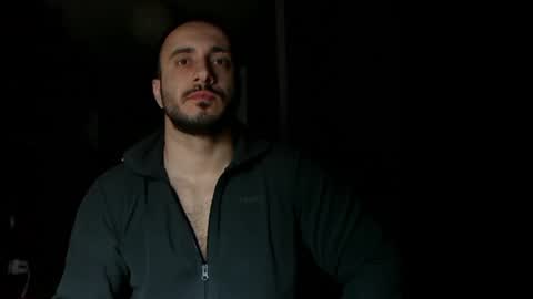 Snapshot of t_huracane chatting on 02-04-25, 06:27 Huracane online show from 02-04-25, 06:27