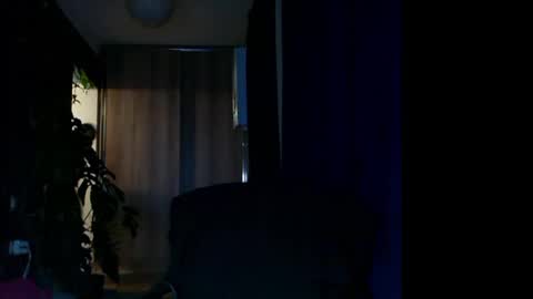 Snapshot of t_huracane chatting on 02-22-25, 07:47 Huracane online show from 02-22-25, 07:47